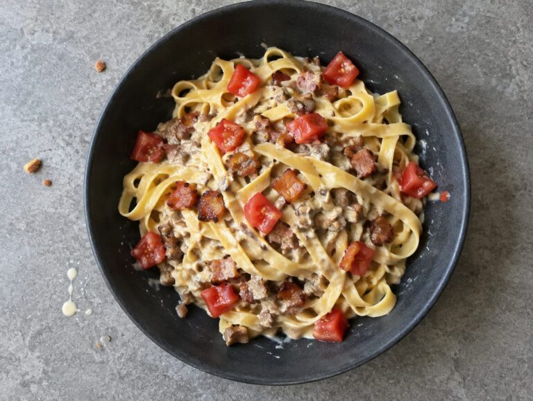 Tagliatelle met spekjes en paddestoelen